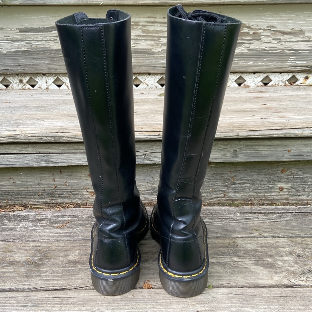 Dr. Martens Vintage 20-Eye 9663 Made in England Smooth Leather Boots Women's 7 - Picture 4 of 15